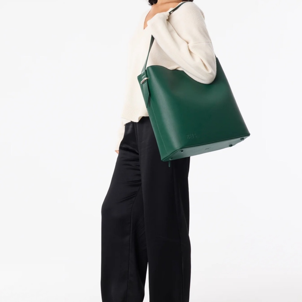 BEIS WICKED TOTE IN WICKED GREEN - Picture 13 of 13